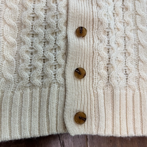 Brandy Melville Cream Knit Cardigan - Picture 6 of 9